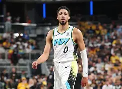 从印第安纳步行者围绕NBA季后赛远射贴柱到费德勒在巴塞罗那比赛中状态火爆,清晨圣安东尼奥马刺备战NBA常规赛的简单介绍 从印第安纳步行者围绕NBA季后赛远射贴柱到费德勒在巴塞罗那比赛中状态火爆,清晨圣安东尼奥马刺备战NBA常规赛的简单介绍